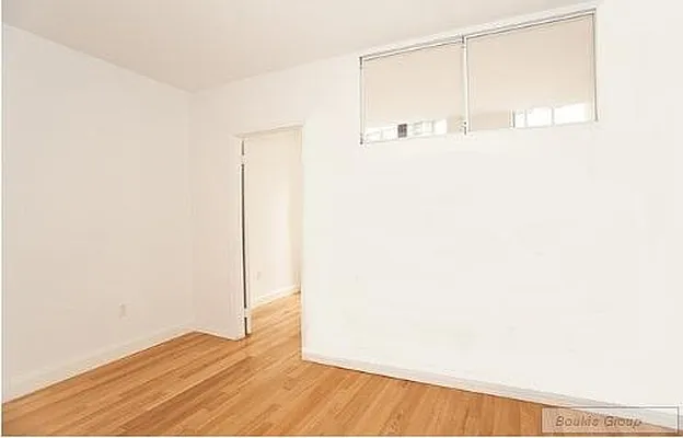 Rented by Bouklis Group | media 4