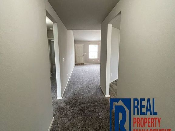 3rd image of 4425 Olympic Dr