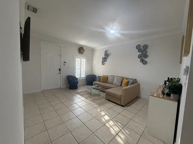 2415 NE 42nd Ave — Photo 39