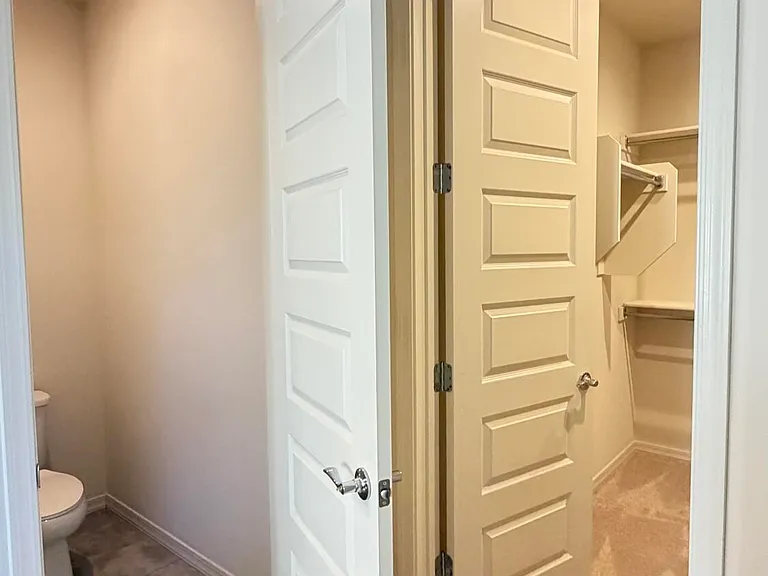 8529 S 67th Dr — Photo 38