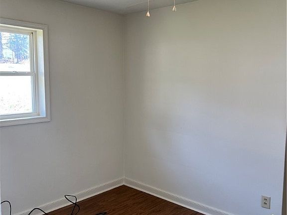 5th image of 608 Monticello Dr