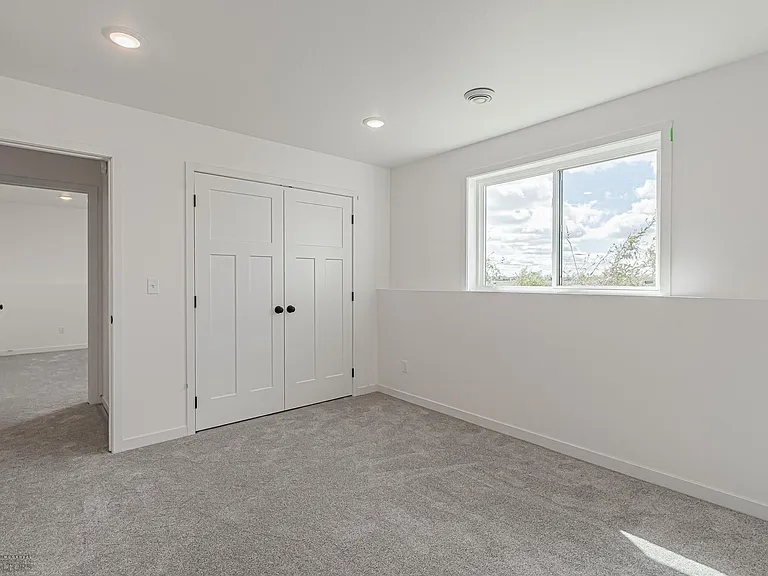 1615 5th Ave NE — Photo 24