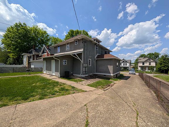 5th image of 1905 12th Ave
