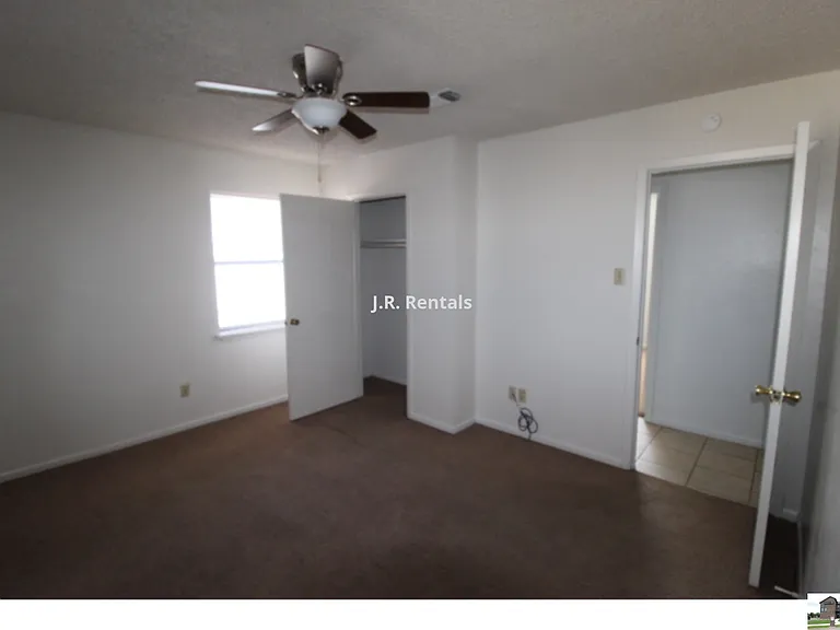 803 Michelle Dr — Photo 19