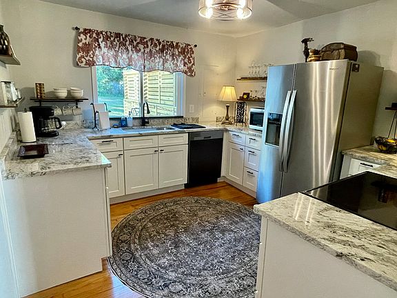 5th image of 8486 Kocher Dr