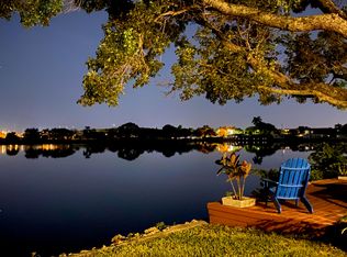 1760 NW 40th St, Oakland Park, FL 33309