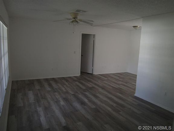 2nd image of 799 E 9th Ave