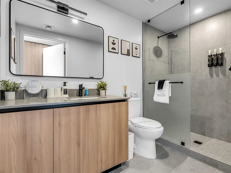 121 NE 5th St #2301 — Photo 19