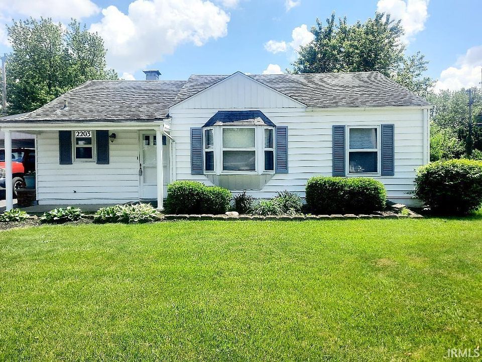 1st image of 2203 E Sharon Dr