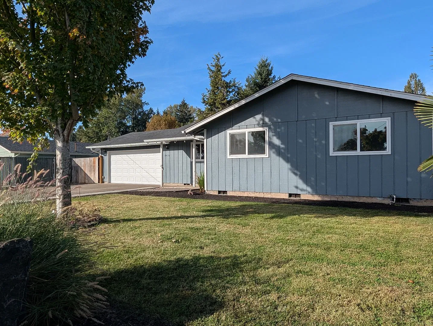 Nice 3bd/1bth Home ~ Lots of Charm — Photo 3