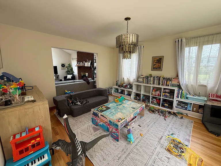 9 Linden Pl — Photo 11