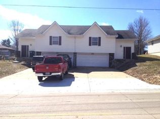 2932 County Line Rd, Saint Joseph, MO 64506