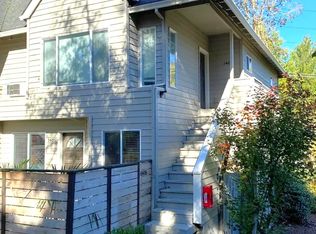 1407 Laurel St #1407, Lake Oswego, OR 97034