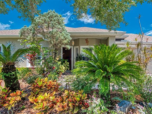 5th image of 382 Lake Cassidy Dr
