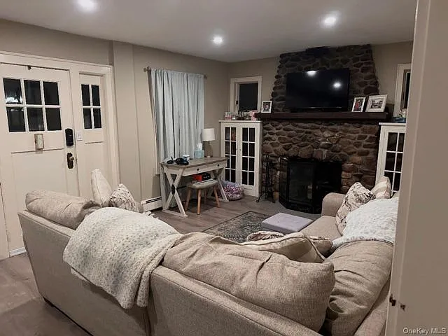 328 S Country Rd — Photo 5
