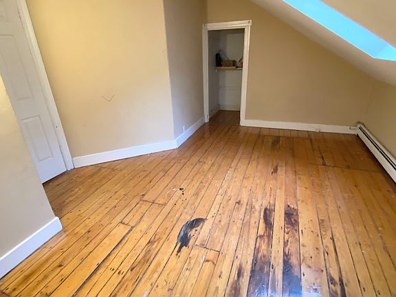 5th image of 69 Evergreen St #1