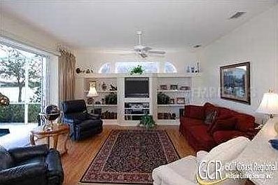 5th image of 11807 Clubhouse Dr