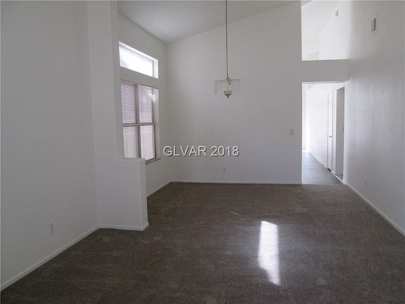 2nd image of 1853 Casa Verde Dr