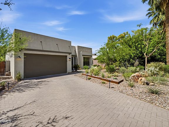 2nd image of 2935 E Mulberry Drive