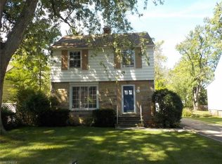 1500 Lyndhurst Rd, Lyndhurst, OH 44124