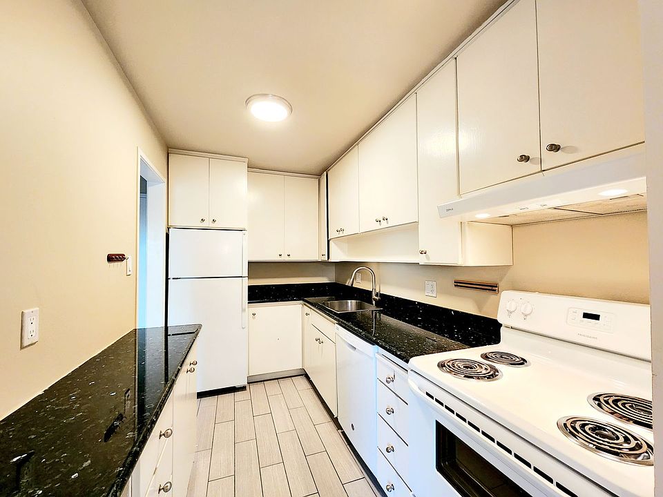 1st image of 835 N Humboldt St APT 211