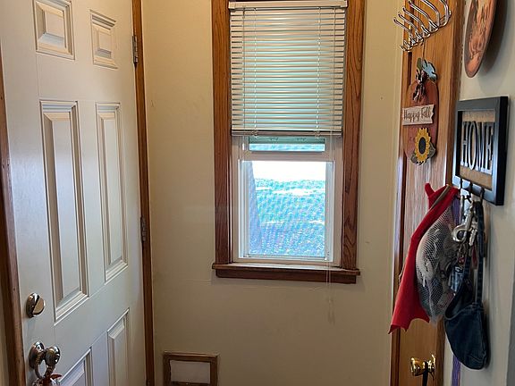 4th image of 4131 37th Ave S