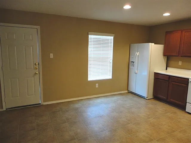 4108 Thoroughbred Trl — Photo 3