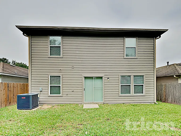 12402 Grossmount Dr — Photo 14