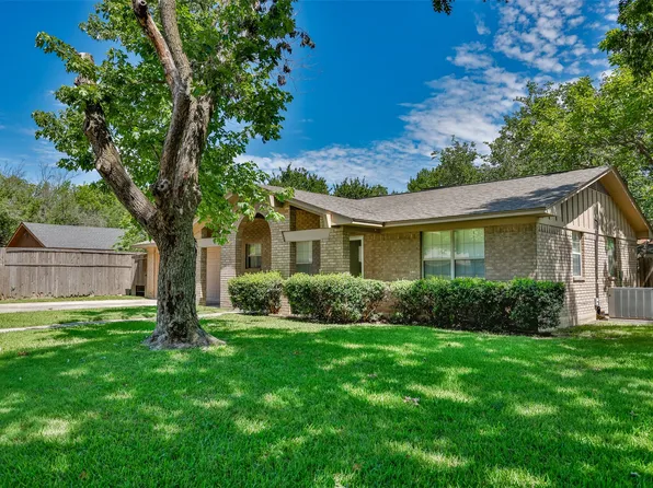 2003 Oneal St, Gainesville, TX 76240