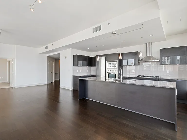 737 Olive Way #2600 — Photo 10