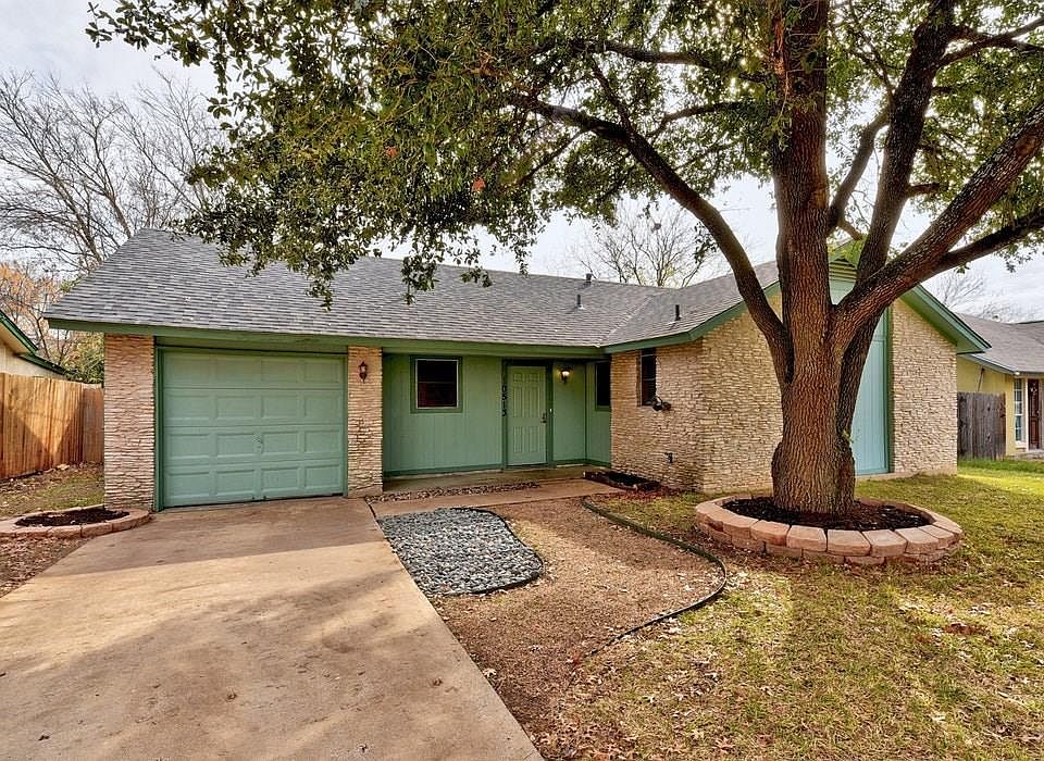 1st image of 10513 Georgian Dr