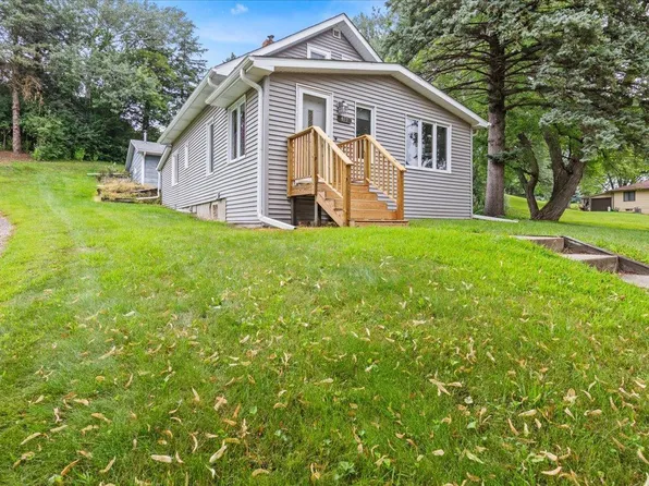 417 Lewis Ave N, Watertown, MN 55388