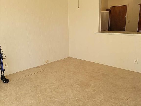 4th image of 904 Avenue P