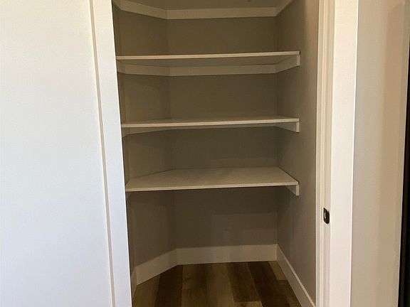 4th image of 3107 Rockport Park