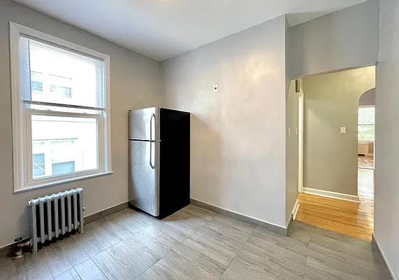 Rented by Parlor Real Estate Corp | media 21