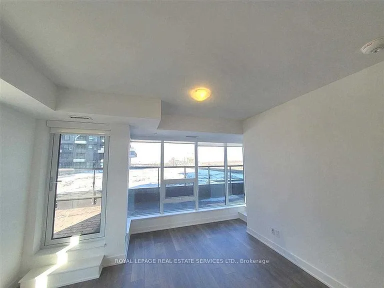 2485 Taunton Rd #516 — Photo 7