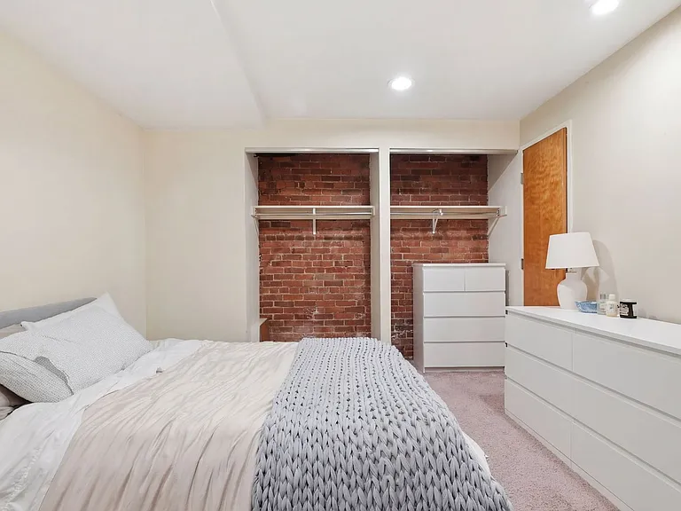 104 Gainsborough St #101 — Photo 9
