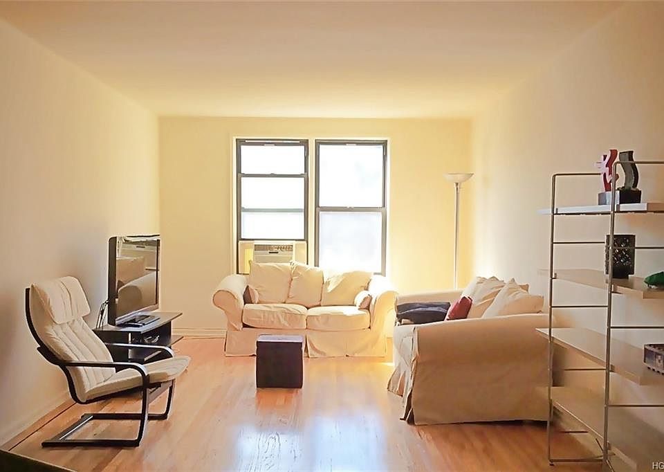 1st image of 4 Windsor Ter APT 6B