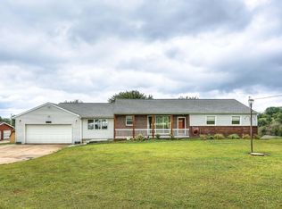15032 Pinehurst Dr, Council Bluffs, IA 51503