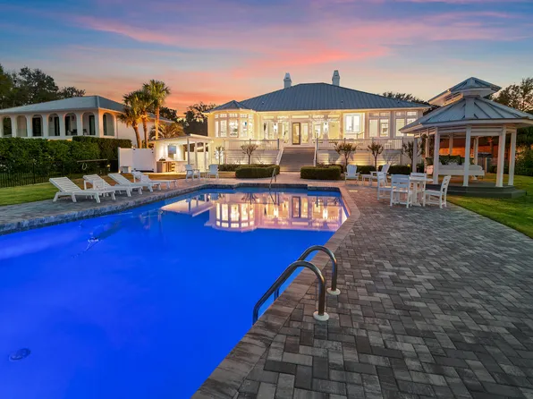 124 Indian Bayou Dr, Destin, FL 32541