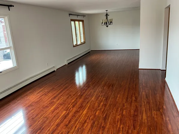 2449 1st Street image 5 of 22