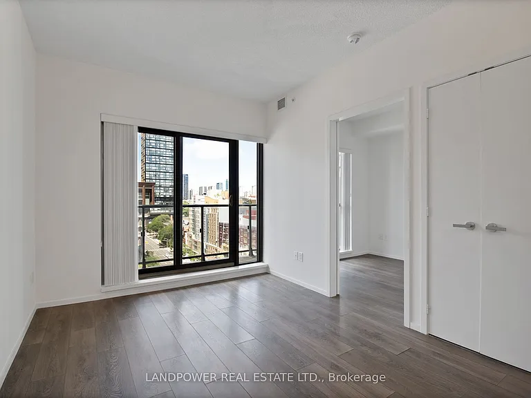 159 Dundas St E #1107 — Photo 11