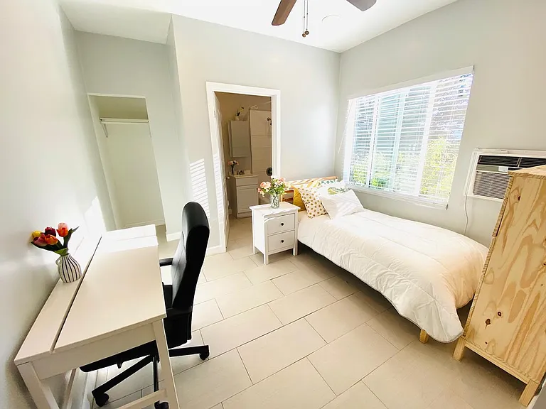 2924 Van Buren Pl — Photo 26