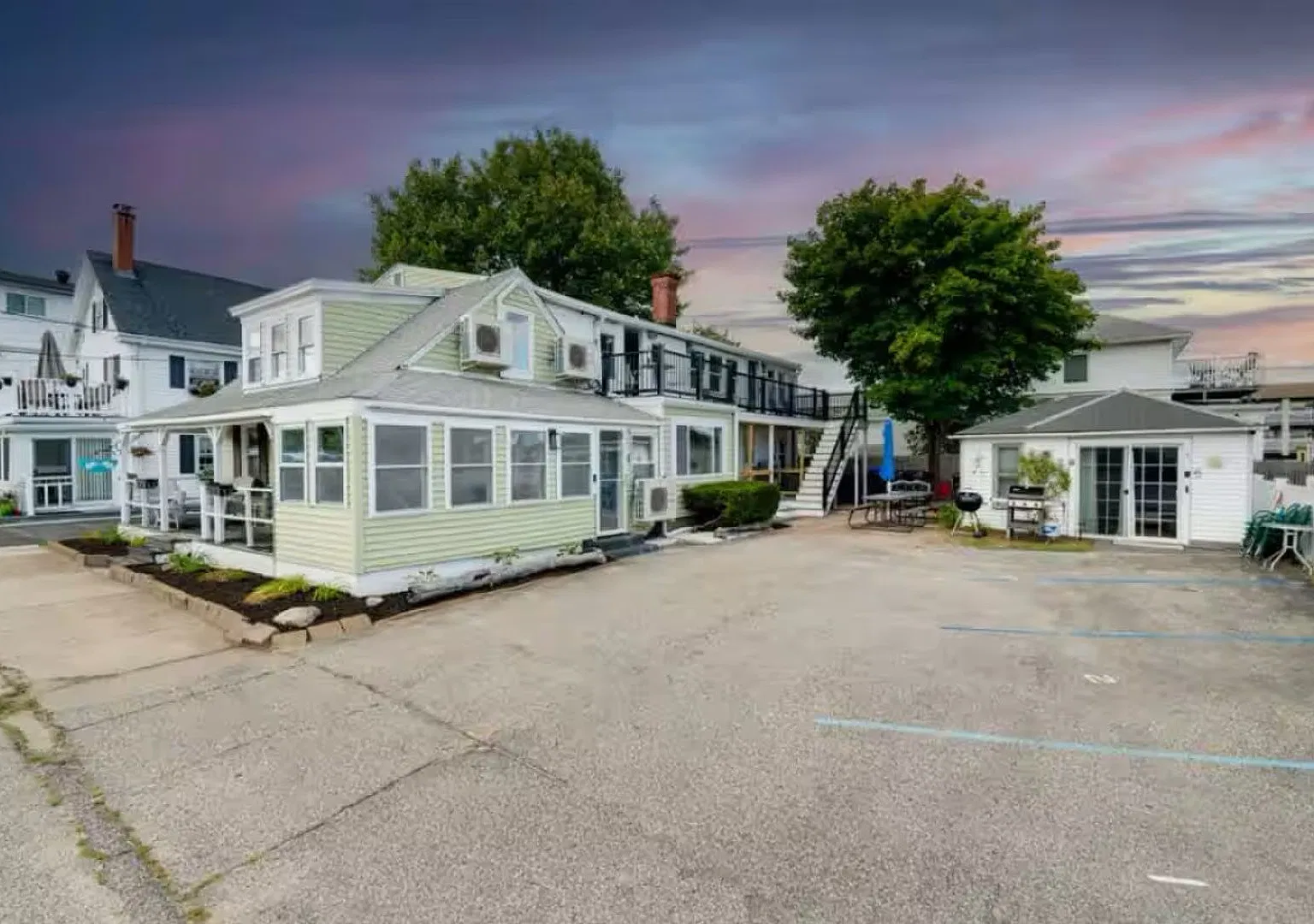 Camp Comfort Ave — Photo 2