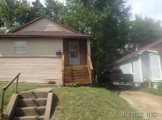 2624 Yager Ave, Alton, IL 62002