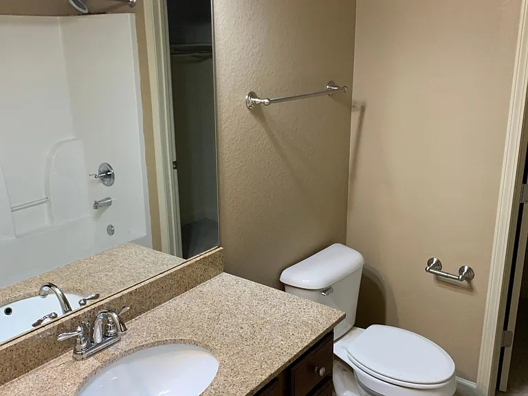 4050 Ash St #4 — Photo 6