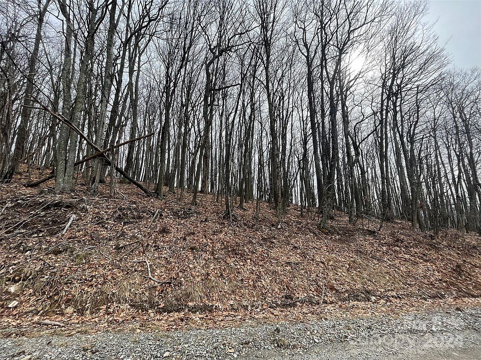 1st image of 332 Hamlin Ln