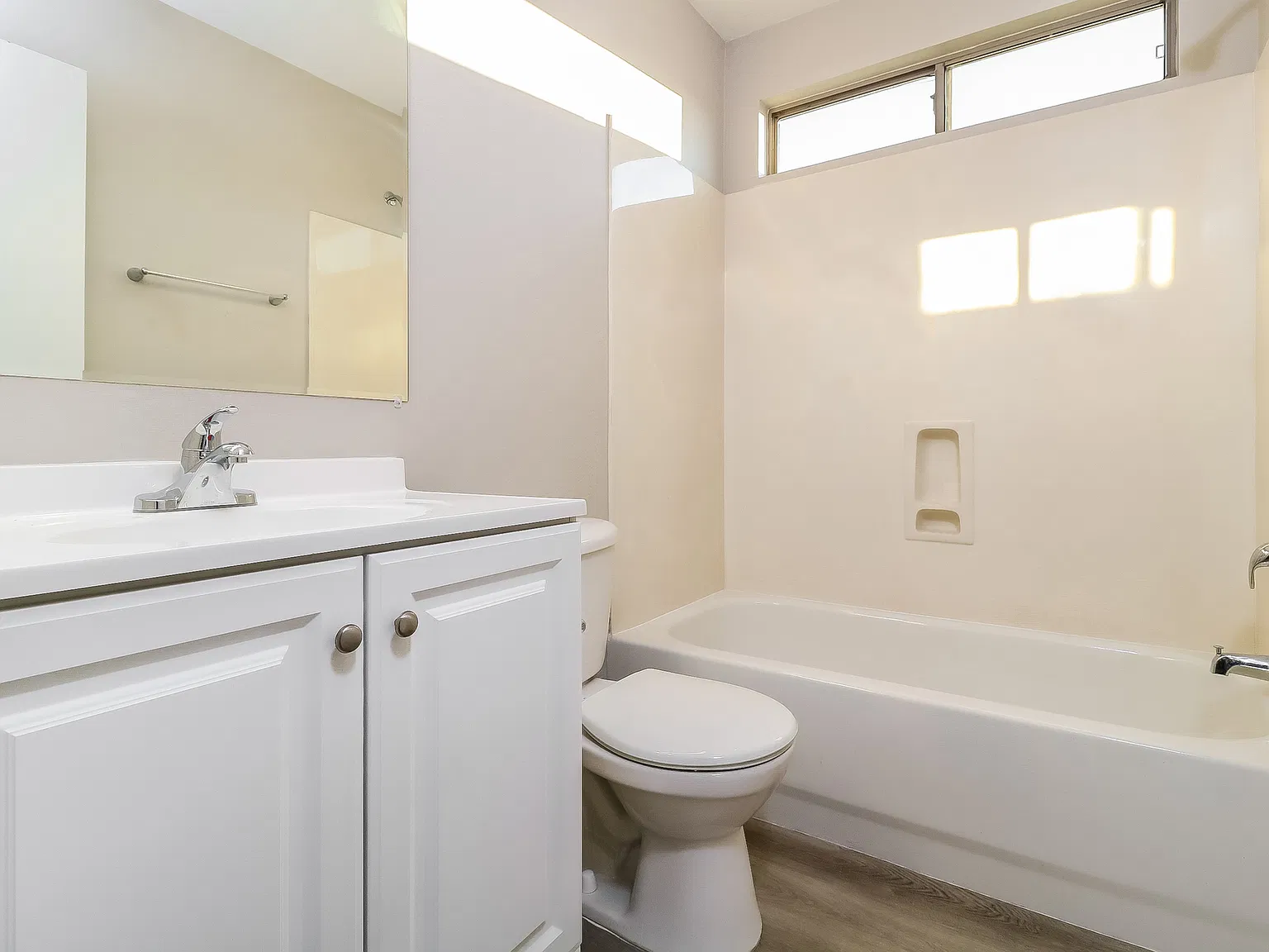 3 bed, 1495 sqft, $1,715 — Photo 3
