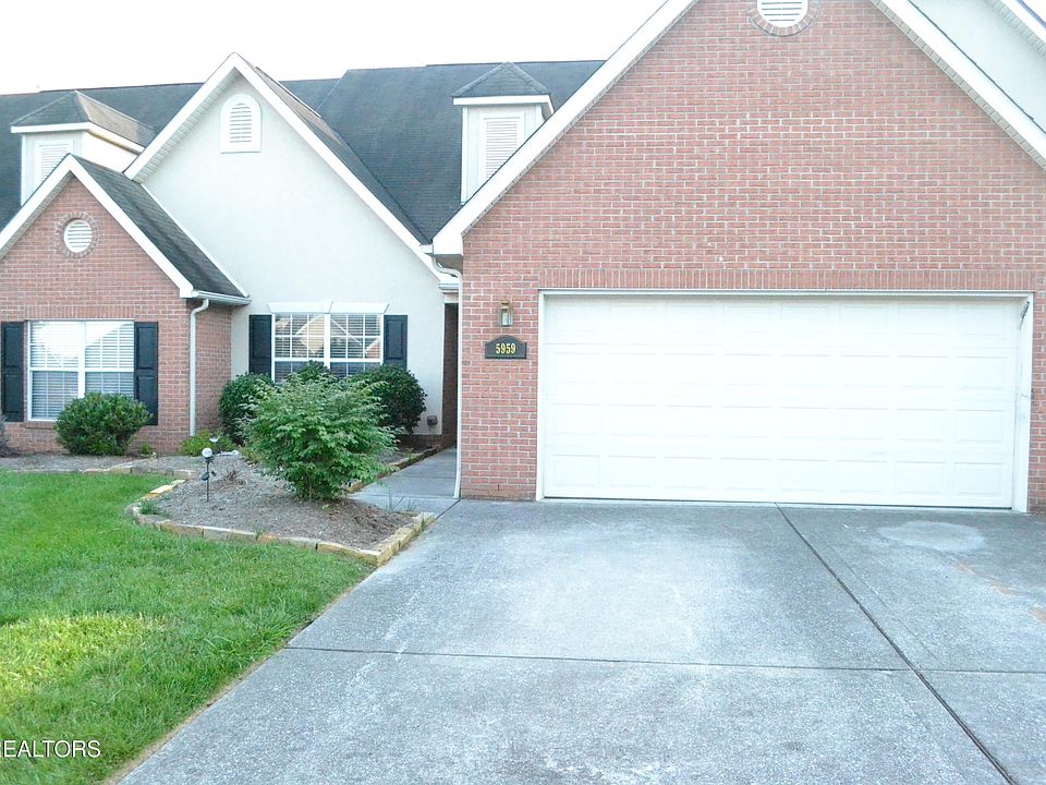 2nd image of 5959 Round Hill Ln