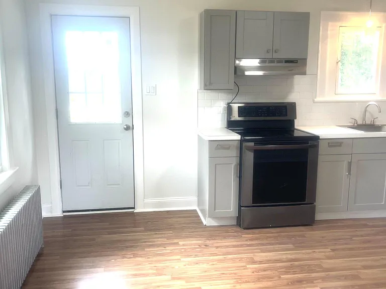 43 Warner St — Photo 11